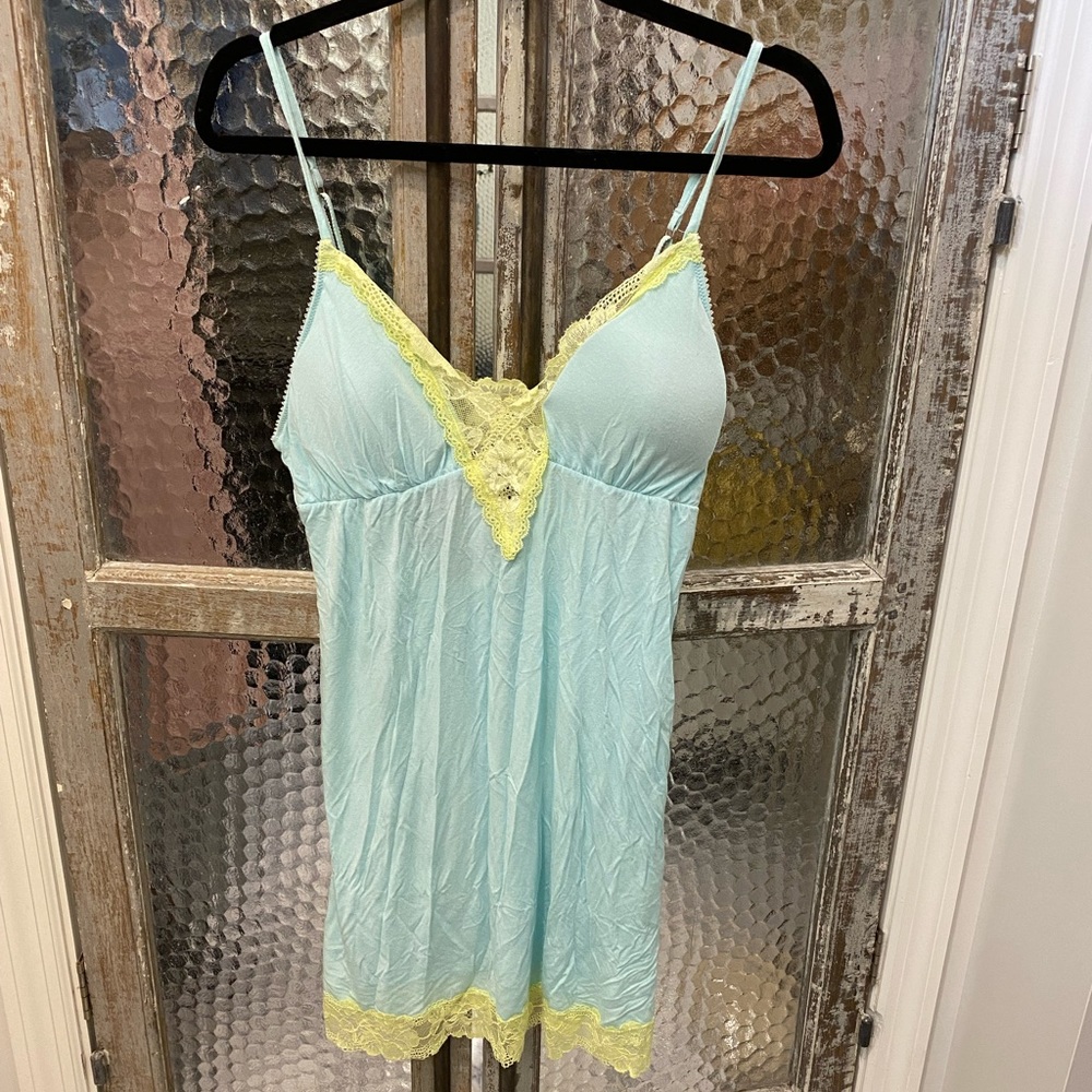 Victoria Secret Negligee, Great condition, needs to be ironed, great deal!